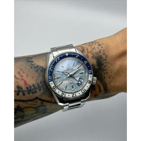 Custom Grand Seiko Mod • GS GMT “Unkai” Sea of Clouds SBGJ275  • 41mm